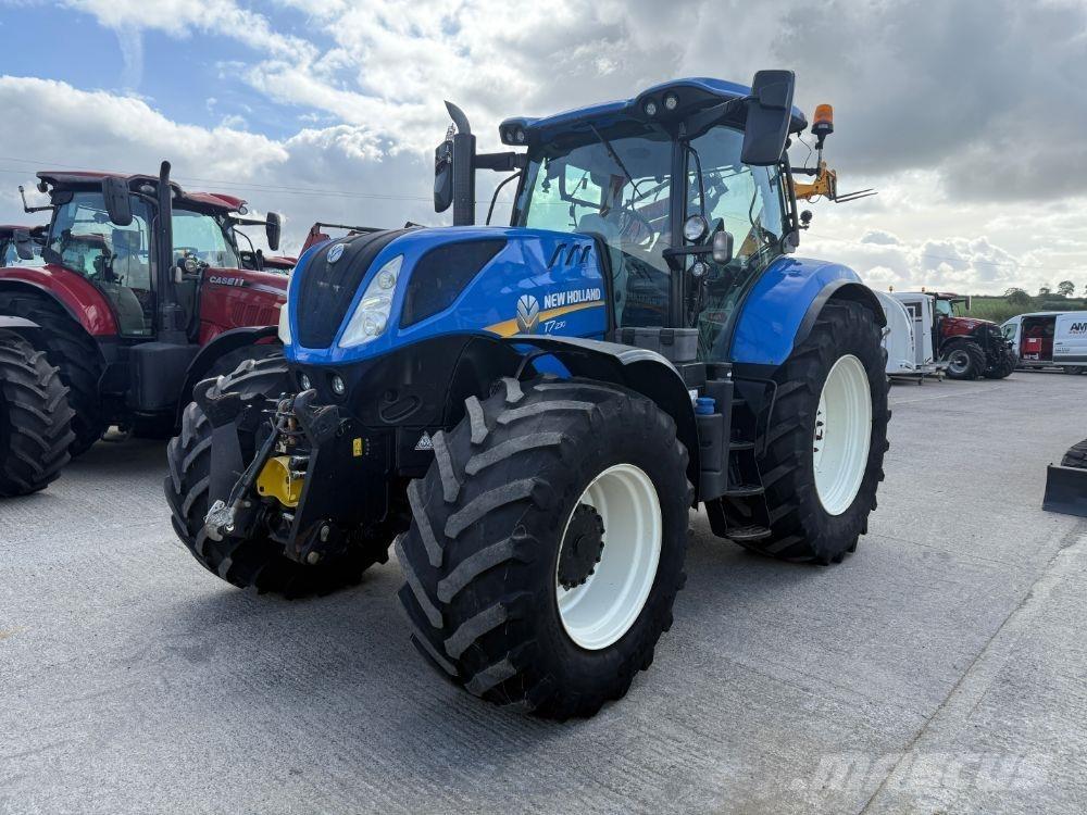 New Holland T7.230 トラクター