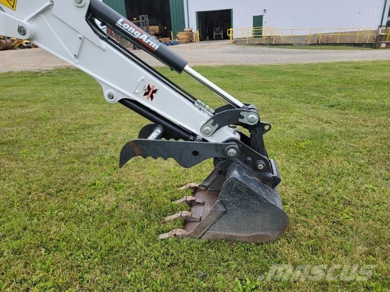 Bobcat E35I ミニ油圧ショベル 7t以下（ミニユンボ・ミニディガー）