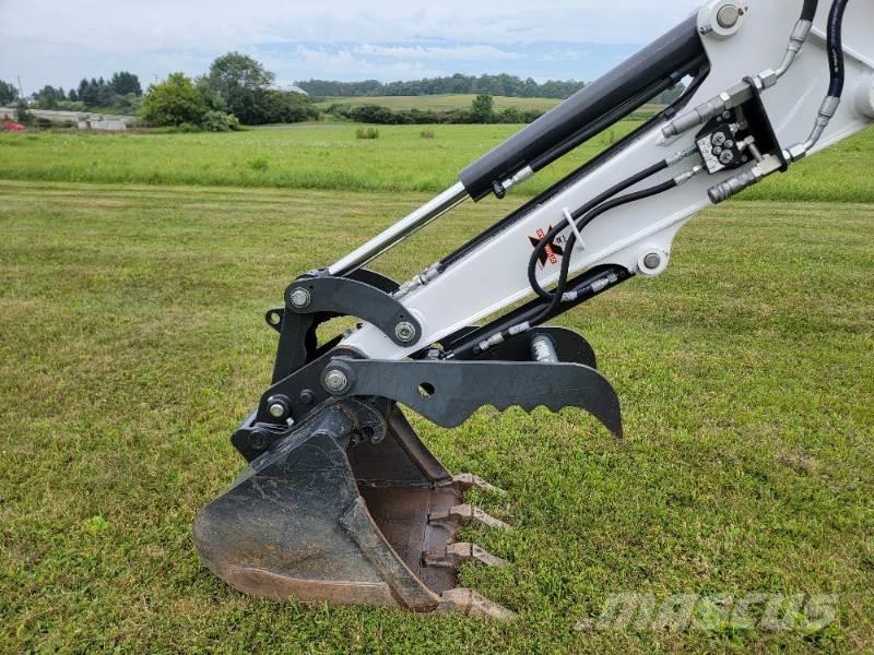 Bobcat E35I ミニ油圧ショベル 7t以下（ミニユンボ・ミニディガー）