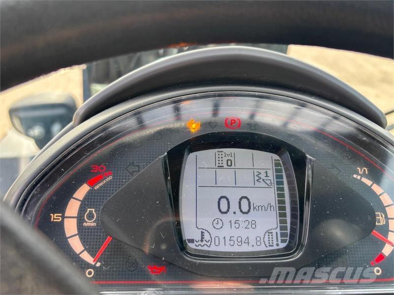 Develon DL60-7 ホイールローダー・タイヤショベル