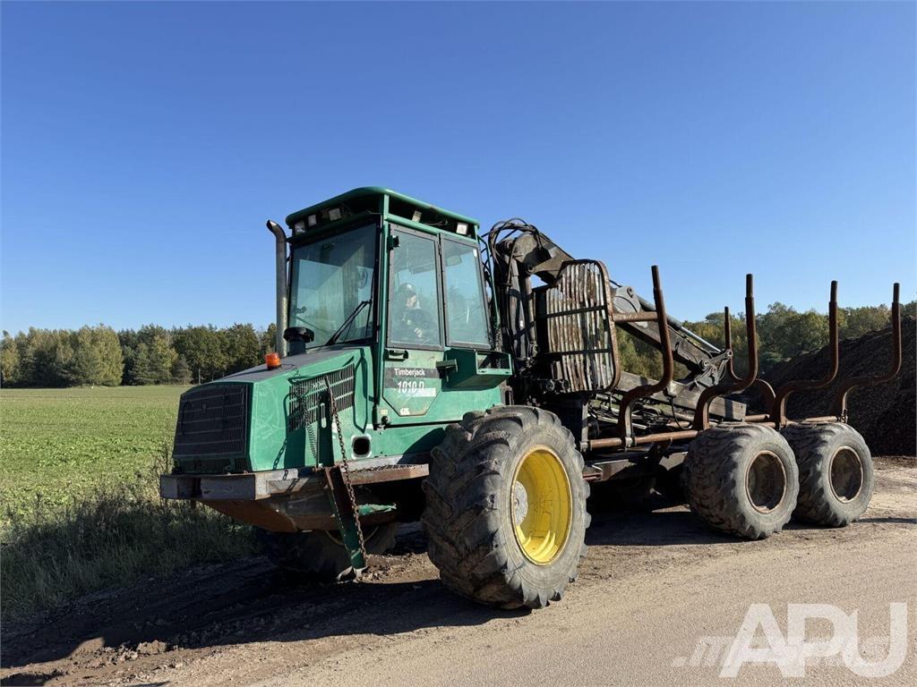 Timberjack  フォワーダー