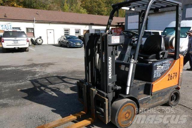 Doosan GC25E-5 フォークリフト - その他