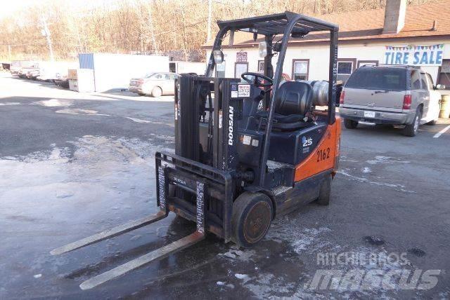 Doosan GC25P-5 フォークリフト - その他