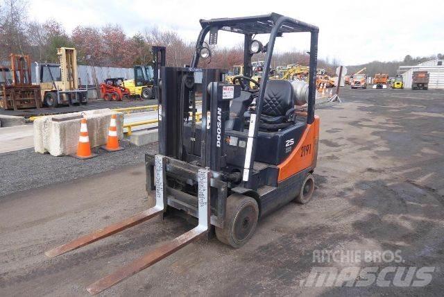 Doosan GC25P-5 フォークリフト - その他