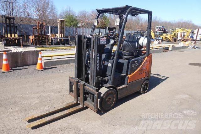 Doosan GC25P-5 フォークリフト - その他
