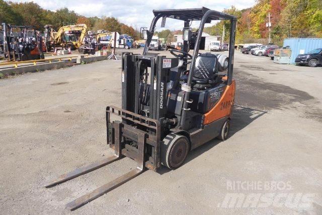 Doosan GC25P-5 フォークリフト - その他