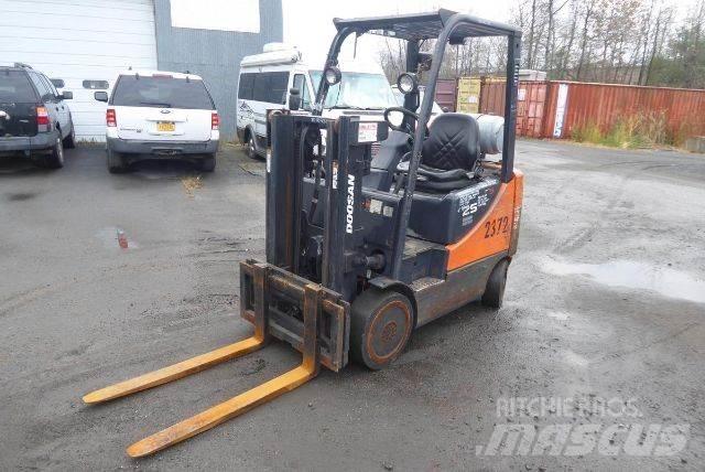 Doosan GC25P-5 フォークリフト - その他