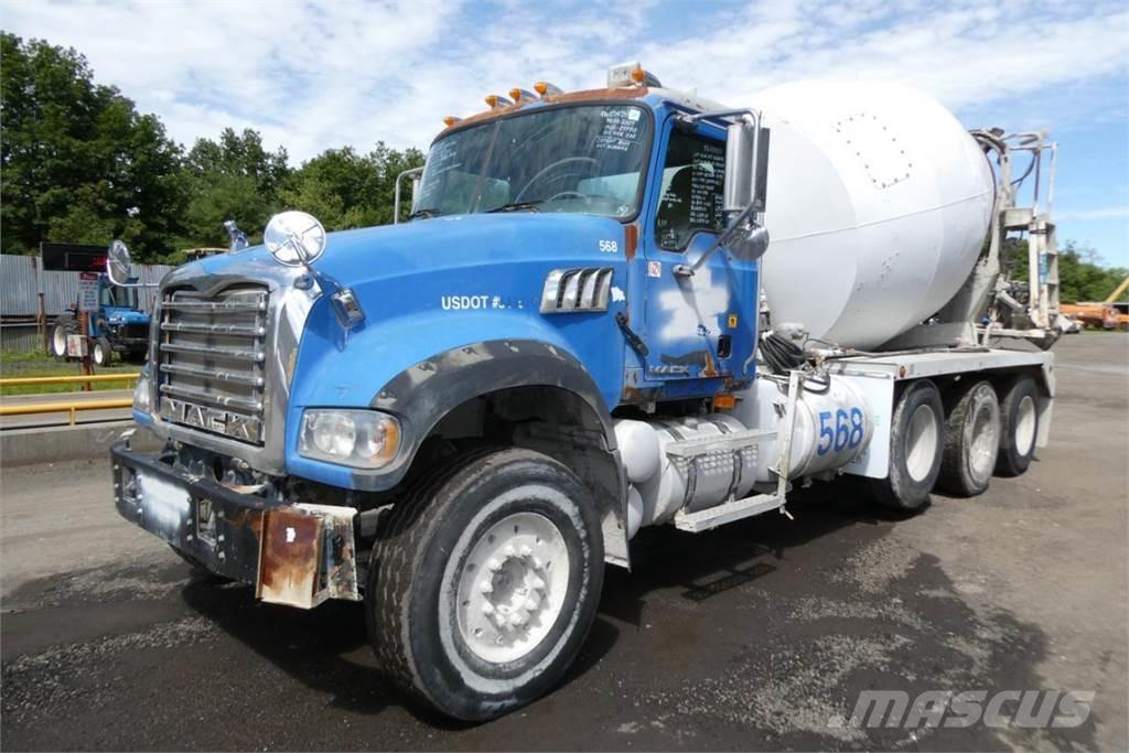 Mack CTP713 ミキサー車