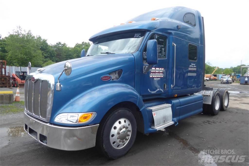 Peterbilt 387 中古トラクターヘッド | トレーラーヘッド