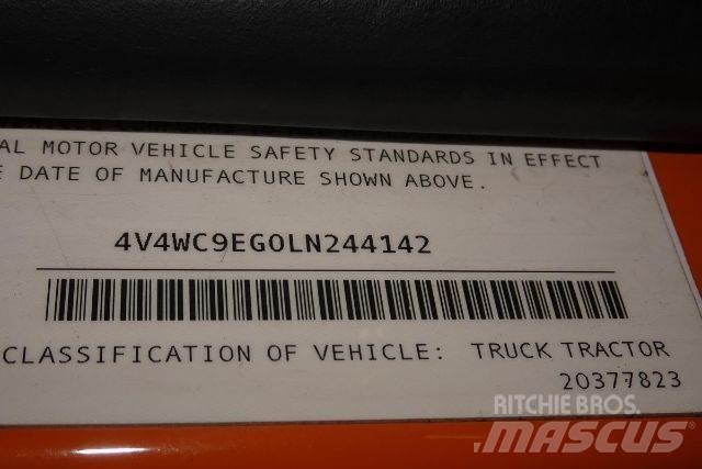 Volvo VNR64T300 キャブ付きシャーシ