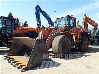 Doosan DL450-3 ホイールローダー・タイヤショベル
