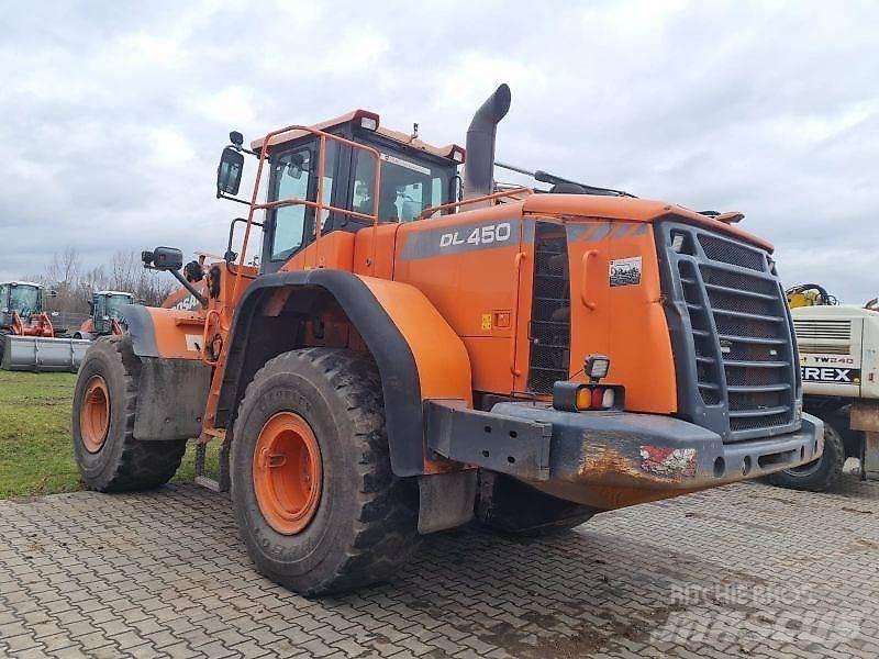 Doosan DL450-3 ホイールローダー・タイヤショベル