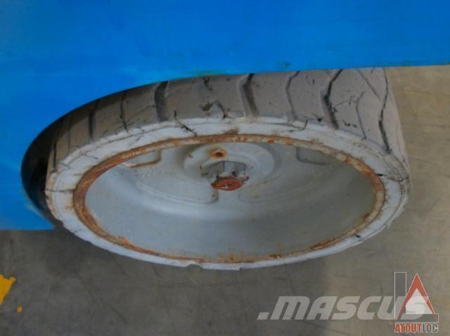 Genie GS-4047 ブームリフト　屈伸型