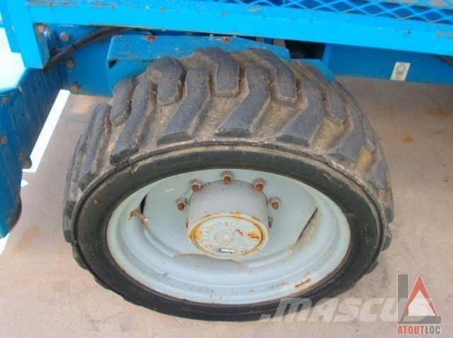 Genie GS-5390RT ブームリフト　屈伸型