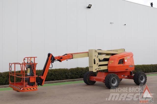 JLG 520AJ ブームリフト　屈伸型