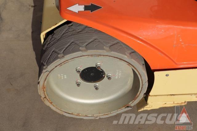 JLG TOUCAN 12E + ブームリフト　屈伸型