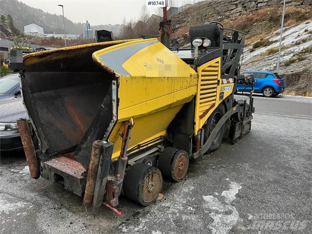 Bomag BF 300P アスファルトフィニッシャ