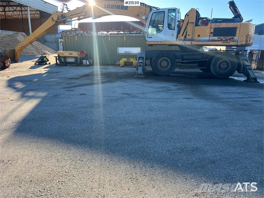 Liebherr A934C ホイール式油圧ショベル（パワーショベル・ユンボ・バックホー）