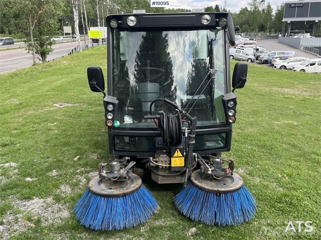 Schmidt Swingo 200+ 街路清掃車