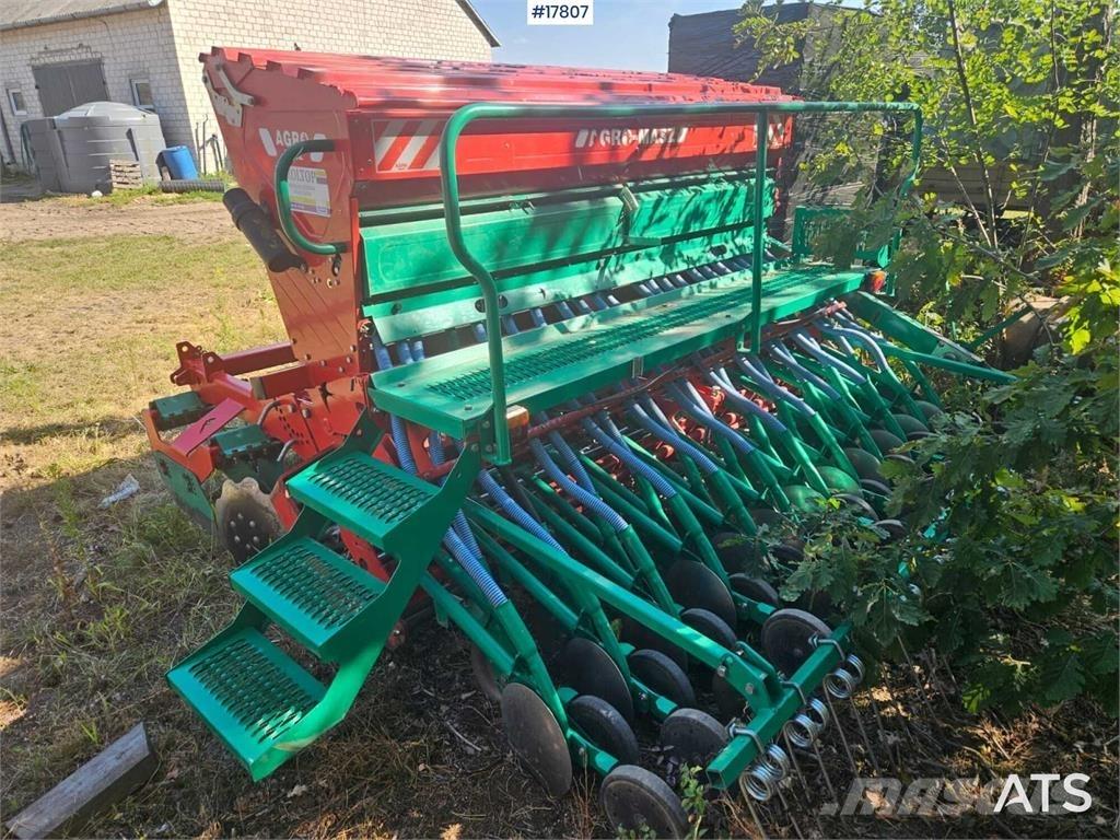 Agromasz SN-300 ドリル