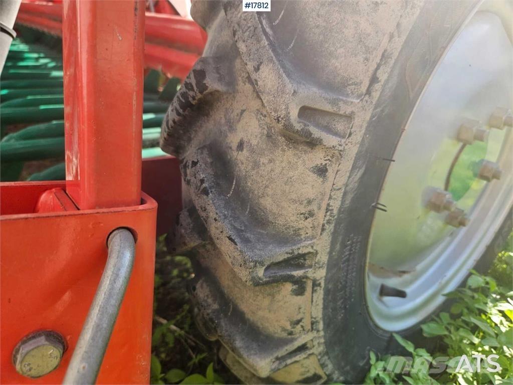 Agromasz SR 300 ドリル