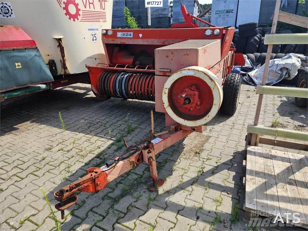 Agromet Z 224 スクエアベーラー