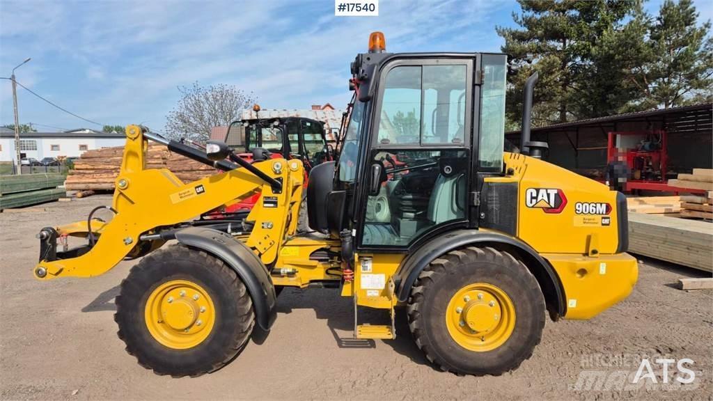 CAT 906M ホイールローダー・タイヤショベル