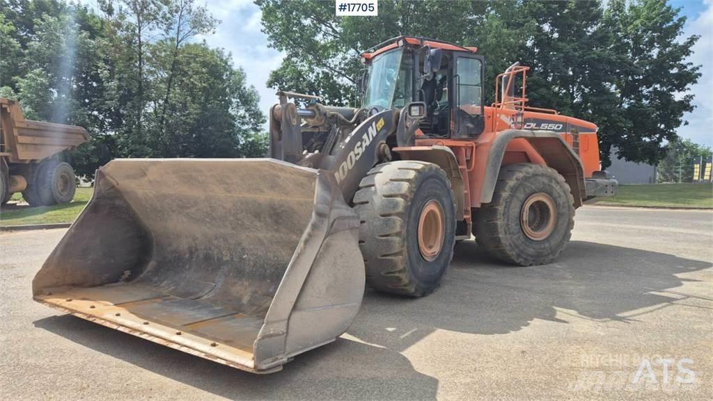 Doosan DL550-5 ホイールローダー・タイヤショベル
