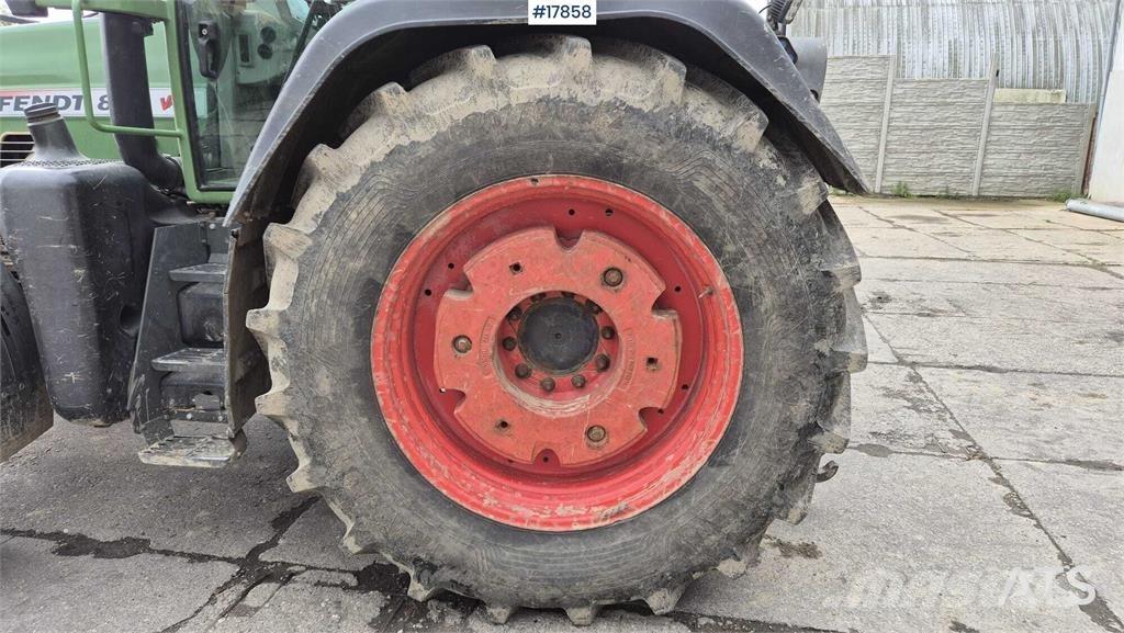 Fendt Vario 820 トラクター