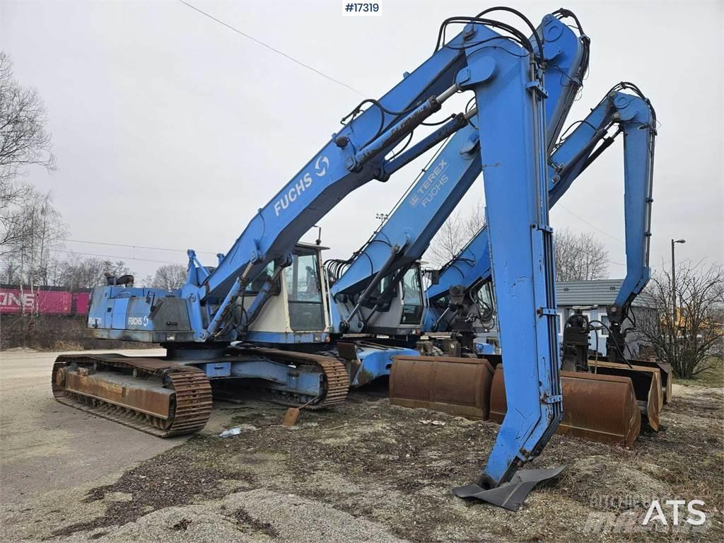 Fuchs RHL 331 廃棄物／工業産廃処理機