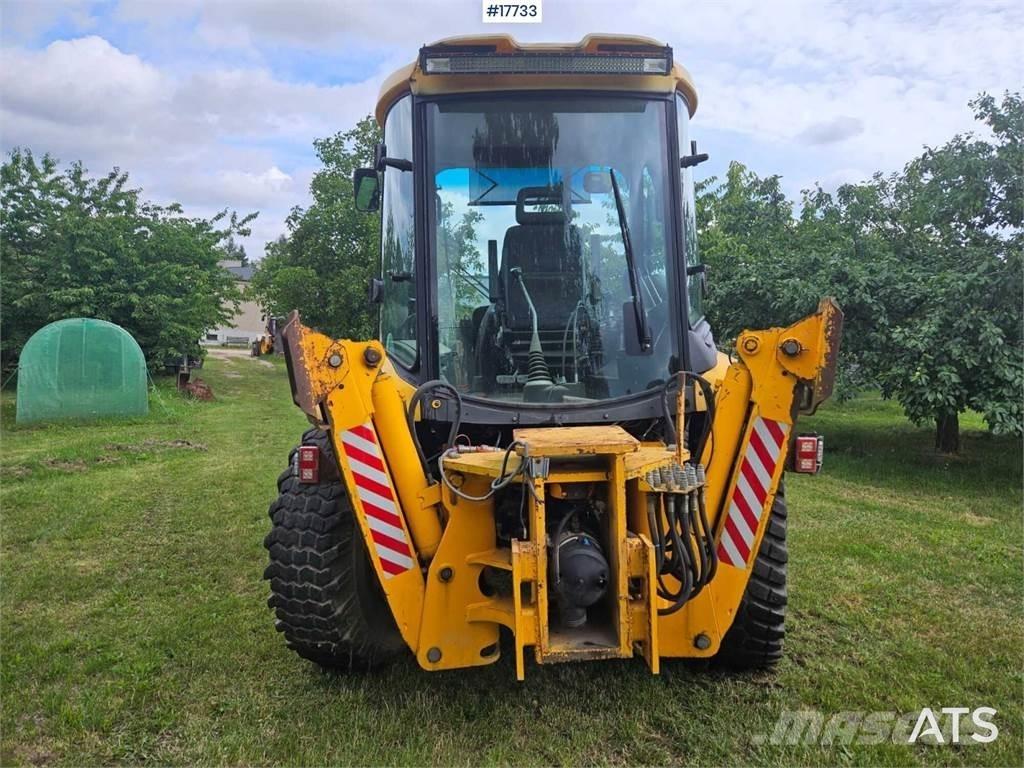 JCB 4CX バックホーローダー