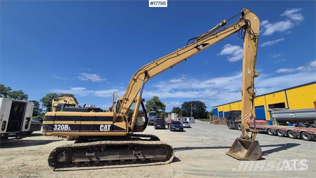 JCB JS 220 LONG 大型油圧ショベル12t以上（パワーショベル・ユンボ）