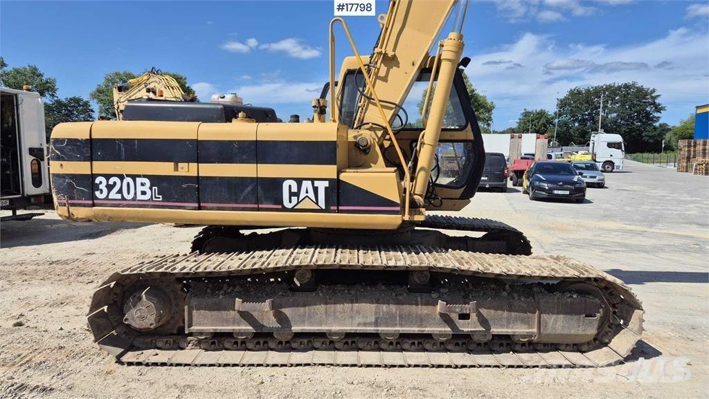JCB JS 220 LONG 大型油圧ショベル12t以上（パワーショベル・ユンボ）