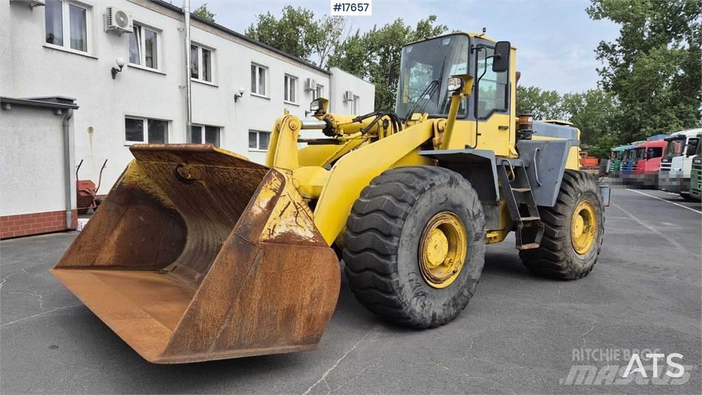 Komatsu WA420-3H ホイールローダー・タイヤショベル