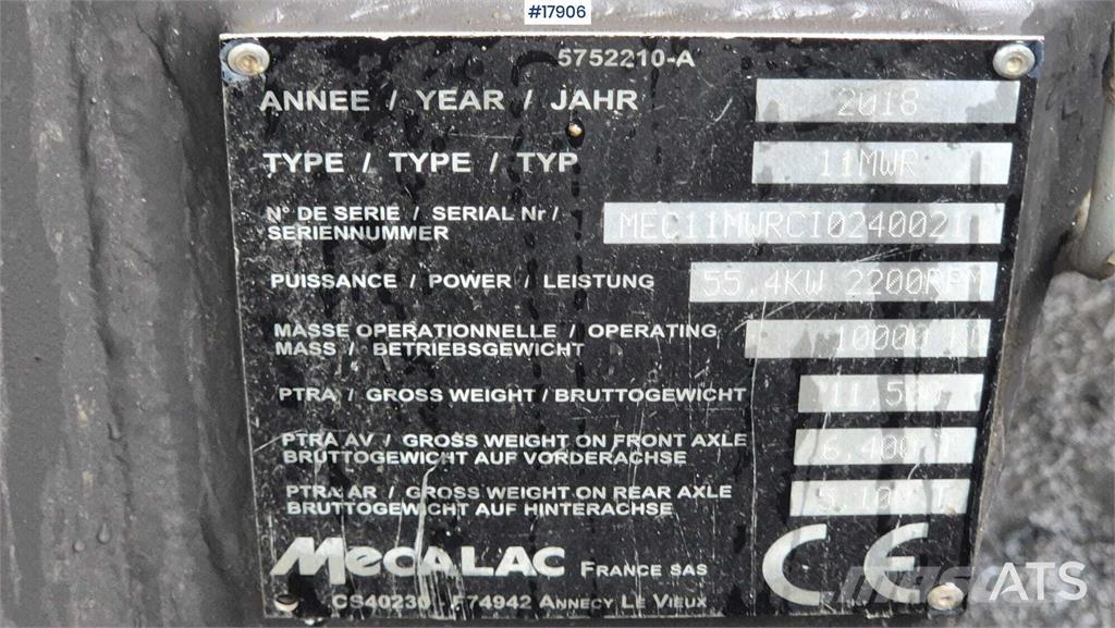 Mecalac 11 MWR ホイール式油圧ショベル（パワーショベル・ユンボ・バックホー）