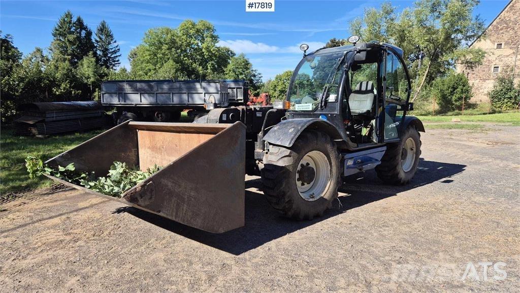 New Holland LM 5060 テレスコーピックハンドラー