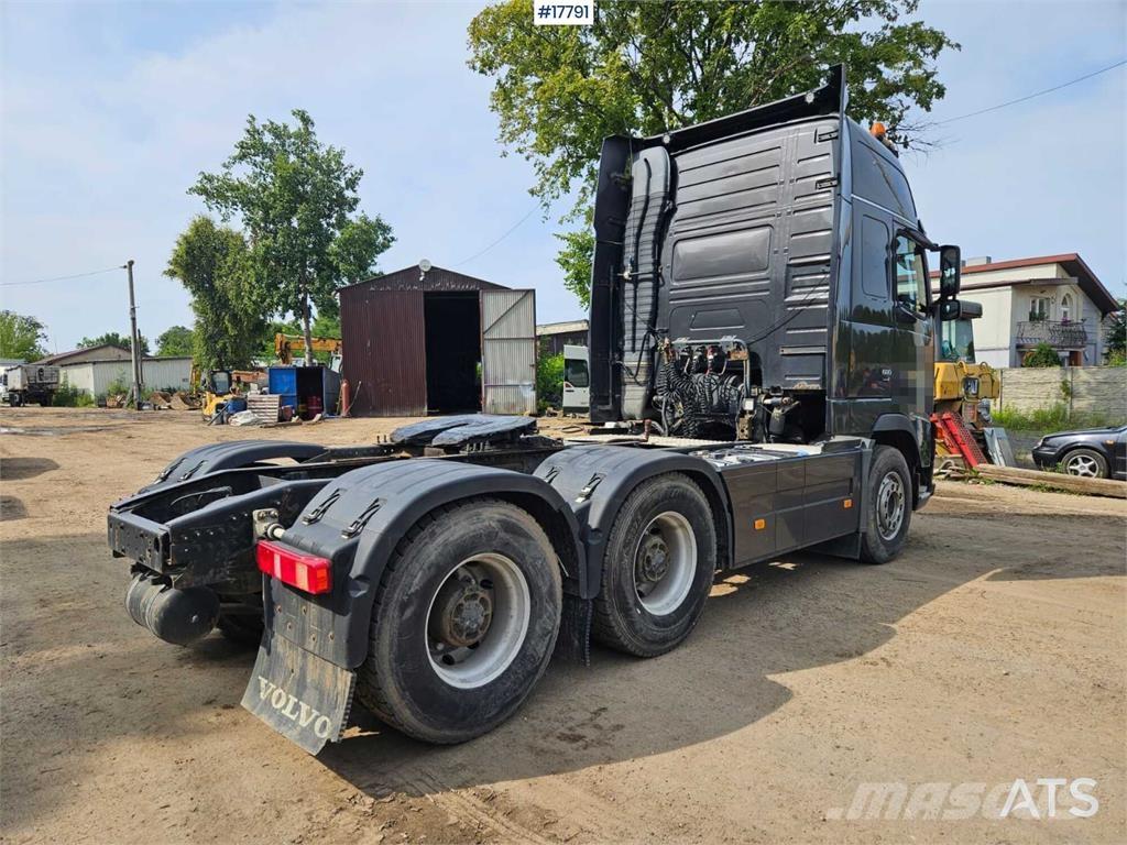 Volvo FH 16 580 中古トラクターヘッド | トレーラーヘッド