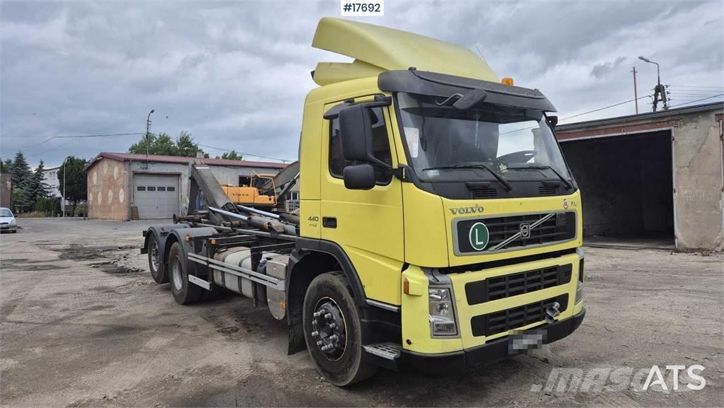 Volvo FM 440 アームロール