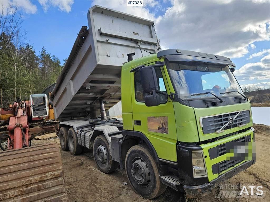 Volvo fm 84R13 8x4 ダンプ