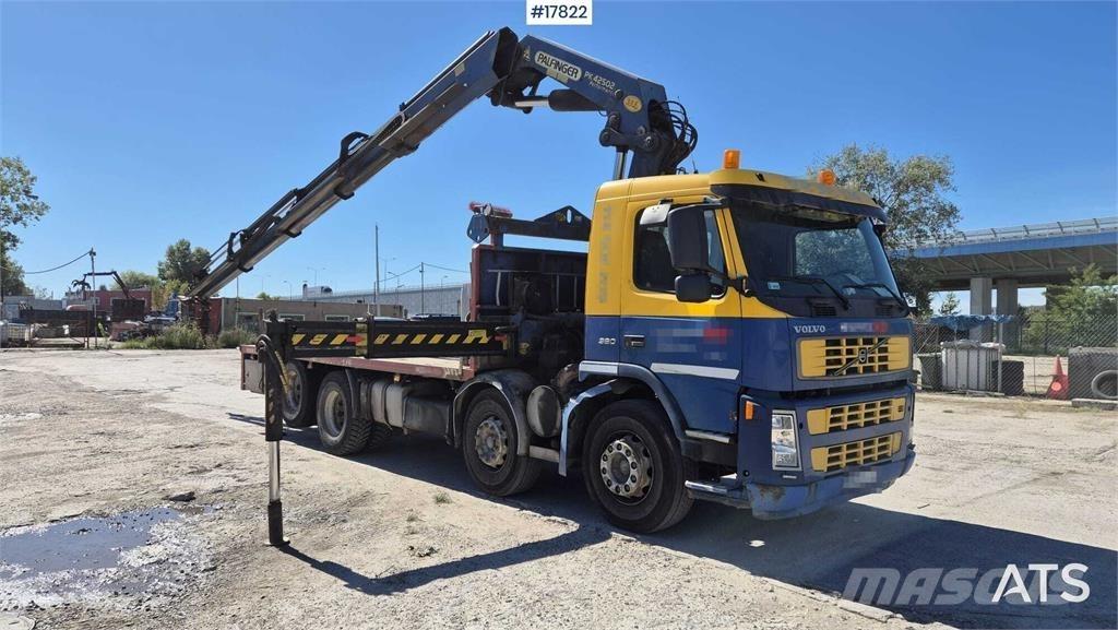 Volvo FM12 クレーントラック、ユニック車