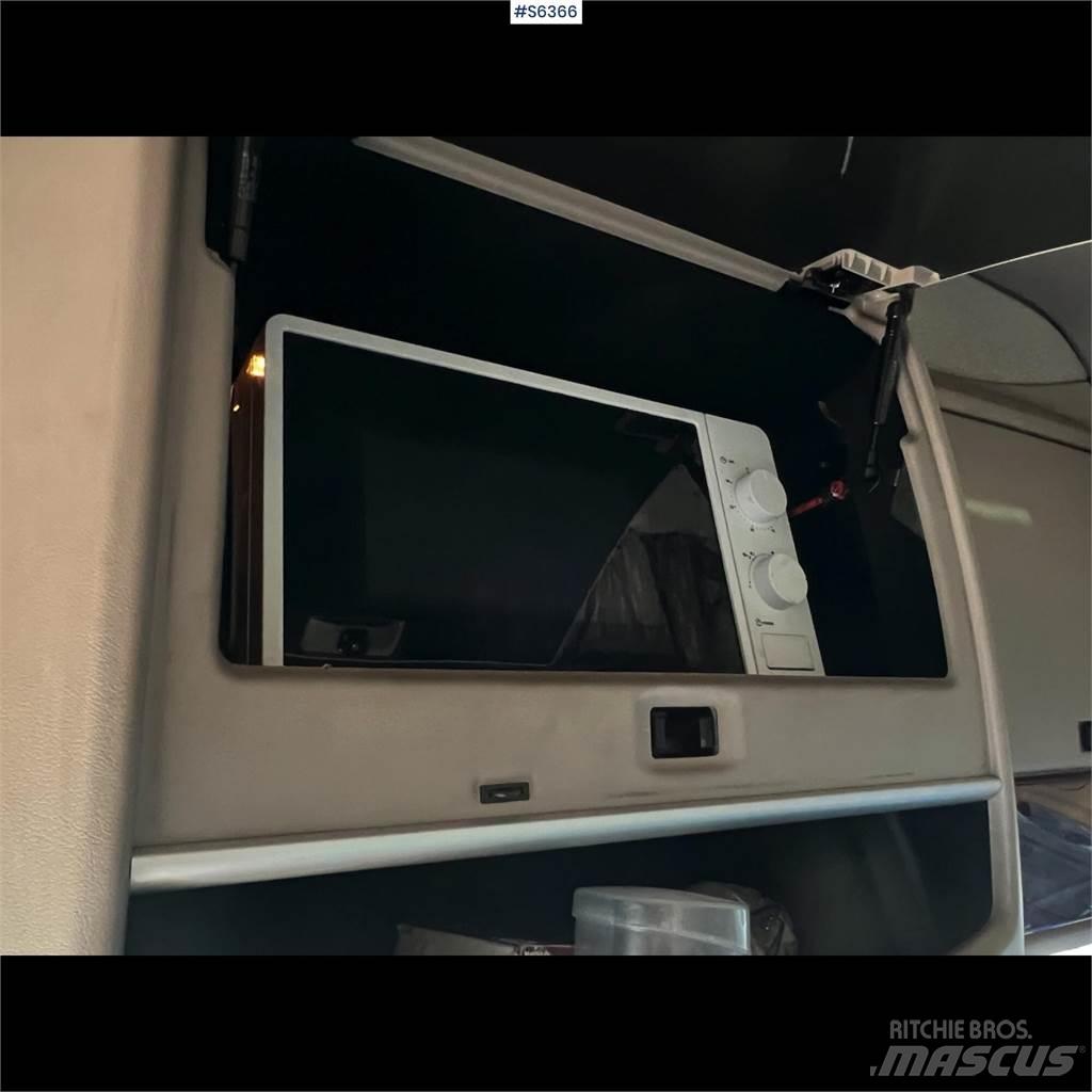 DAF FAN XF510Z ボックスボディー、ウイング、箱車