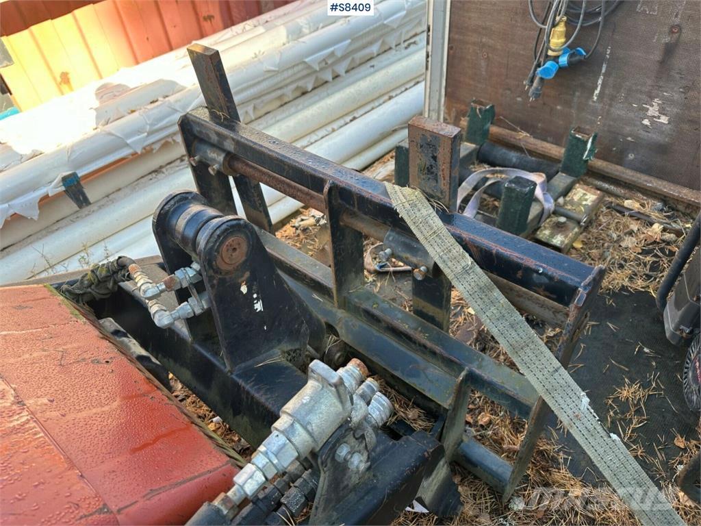 Ditch Witch SK650 スキッドステアローダー