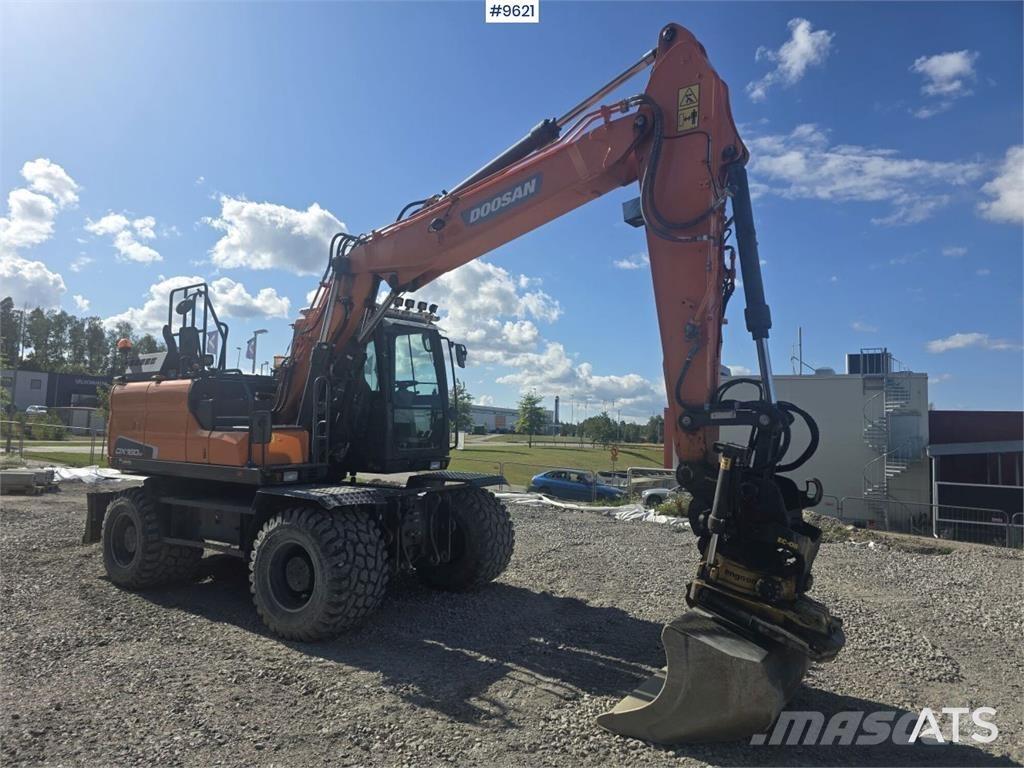 Doosan DX160W-5 ホイール式油圧ショベル（パワーショベル・ユンボ・バックホー）