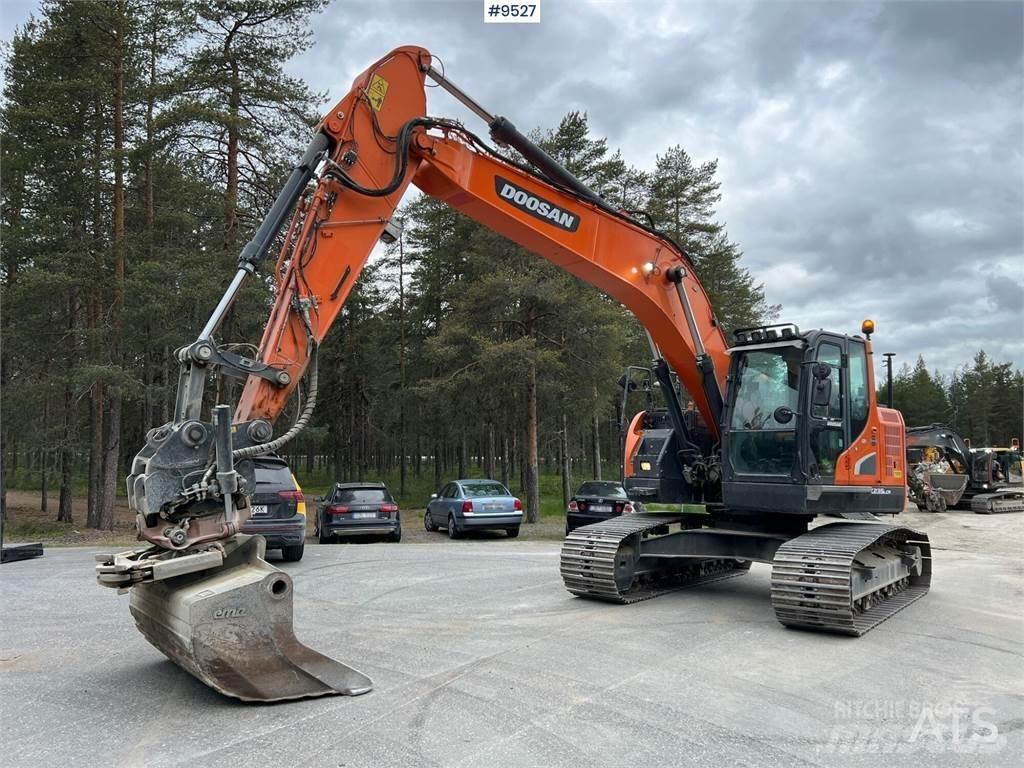 Doosan DX235LCR 大型油圧ショベル12t以上（パワーショベル・ユンボ）