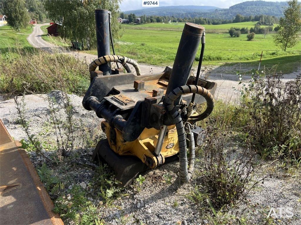 Engcon EC30279 バックホー