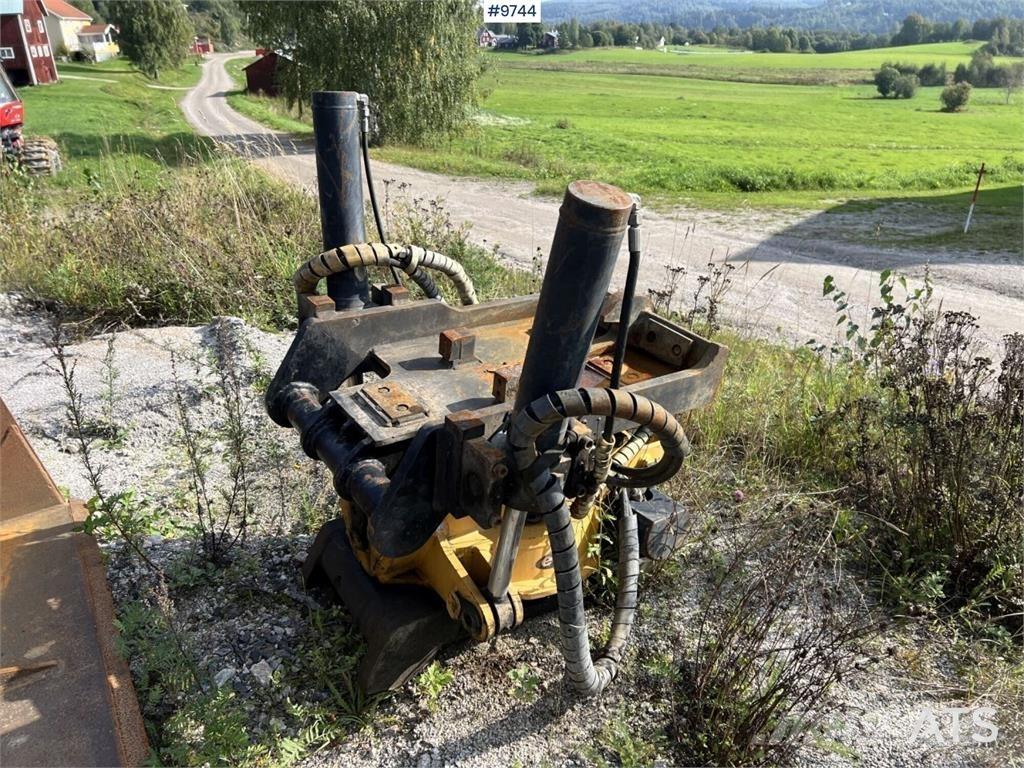 Engcon EC30279 バックホー
