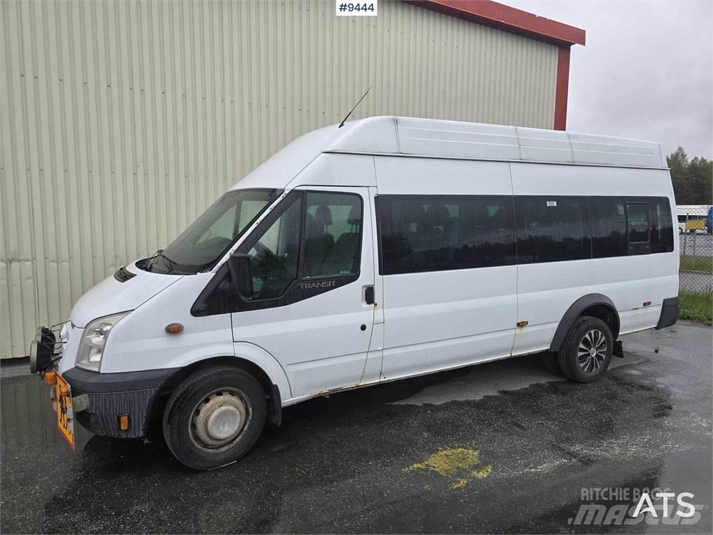 Ford Transit マイクロバス