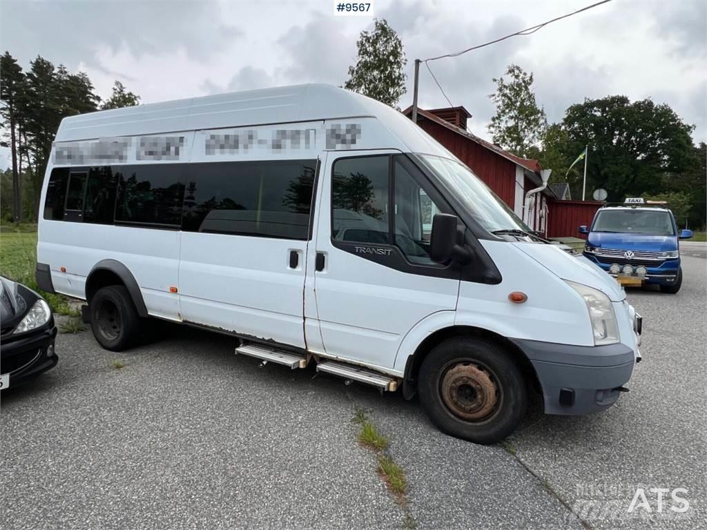 Ford Transit マイクロバス