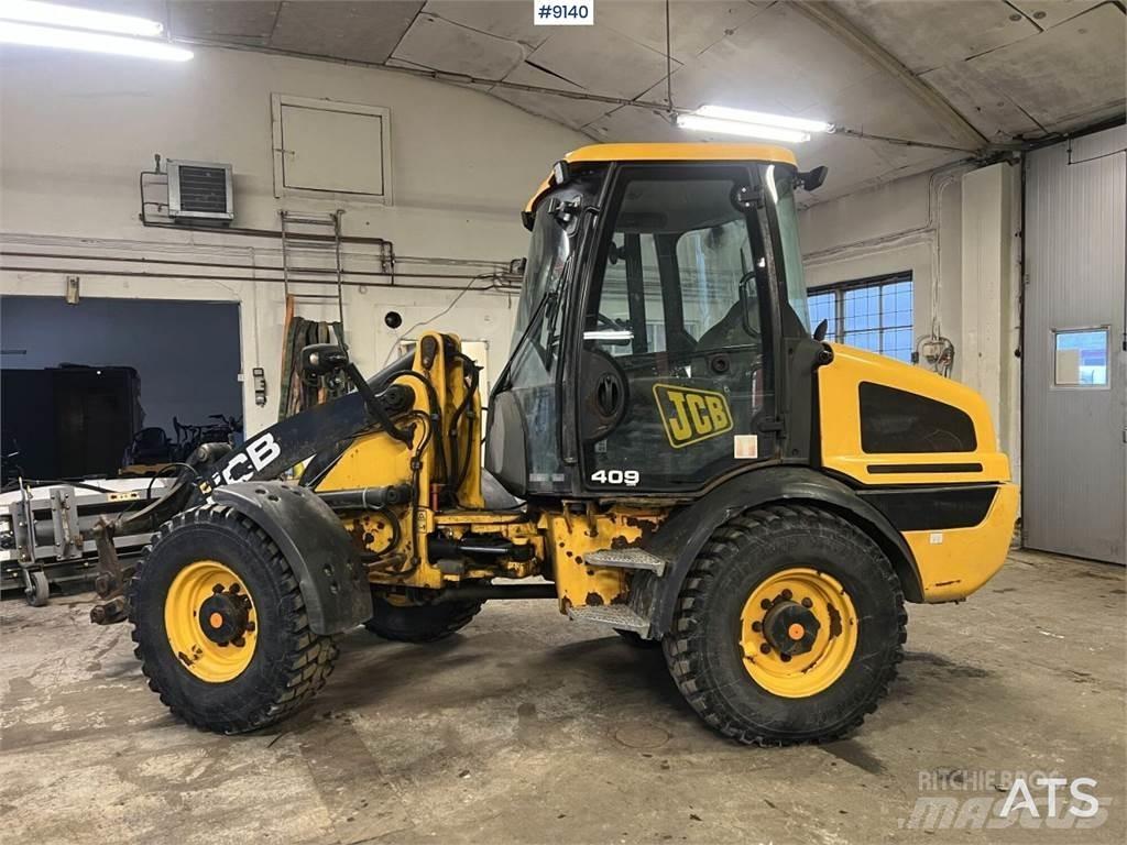 JCB 409 T4 タイヤ式ブルドーザ