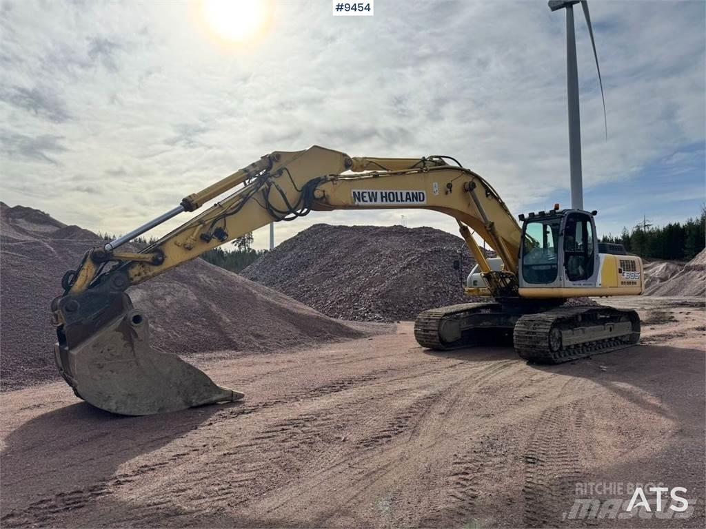 New Holland E385 大型油圧ショベル12t以上（パワーショベル・ユンボ）